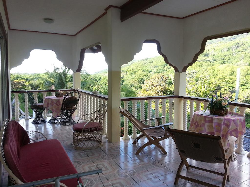 Zanboza Guesthouse ลาดิก ห้อง รูปภาพ