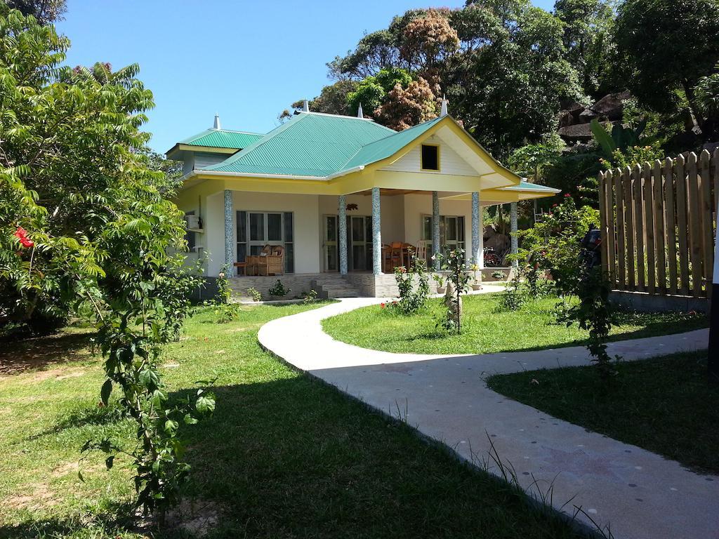 Zanboza Guesthouse ลาดิก ห้อง รูปภาพ
