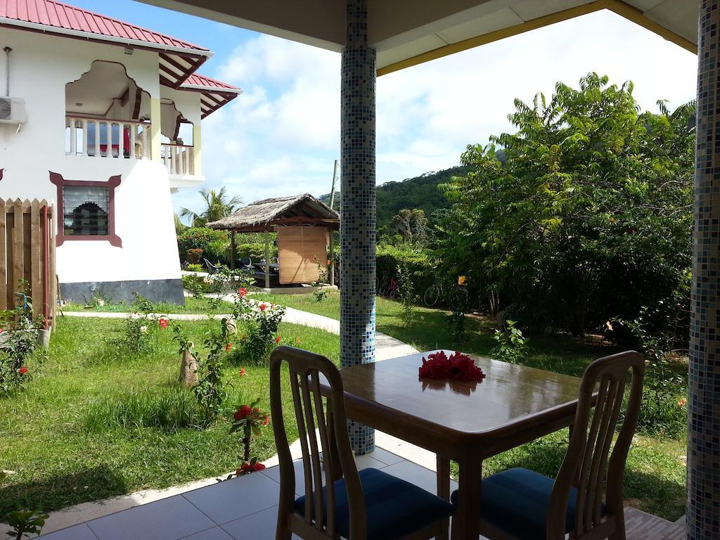 Zanboza Guesthouse ลาดิก ห้อง รูปภาพ